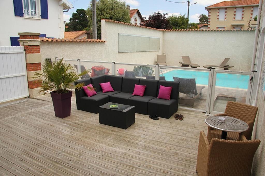 Hotel De La Plage Saint-Palais-sur-Mer Exterior foto